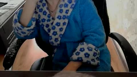 Snapshot of 1your_hot_girls chatting on March 28, 8:47 am 1your_hot_girls online show from March 28, 8:47 am