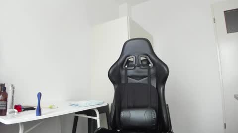 Henk online show from November 23, 2:39 pm