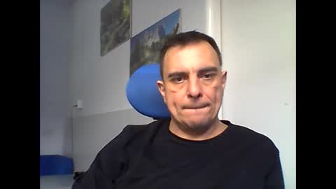 2025eyesforyou online show from February 8, 8:29 am