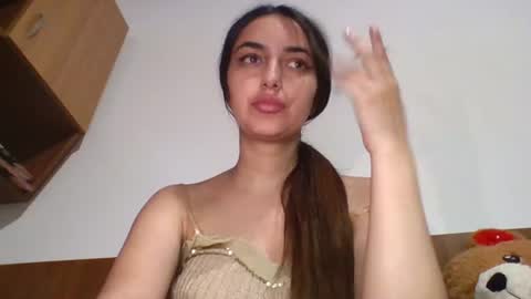 20 ivyy online show from August 3, 9:07 pm