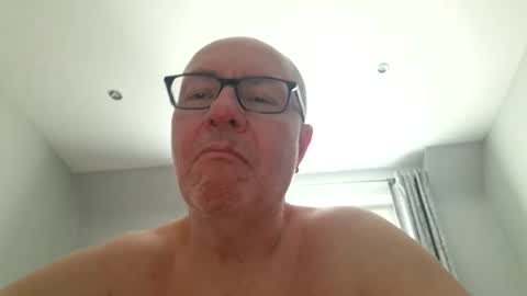 211skoosh online show from March 1, 4:20 pm