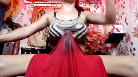 Snapshot of 21cmmusclecockts chatting on December 13, 7:53 pm mharjorie online show from December 13, 7:53 pm