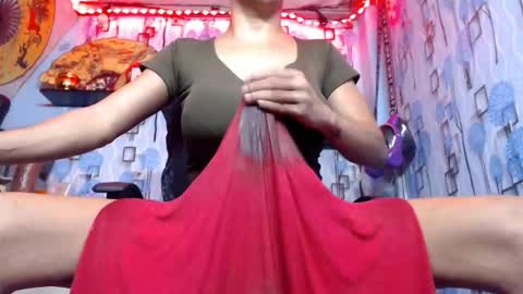 Snapshot of 21cmmusclecockts chatting on March 25, 2:34 pm mharjorie online show from March 25, 2:34 pm