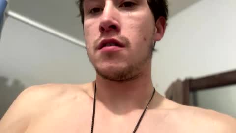 Snapshot of 21yearsy0ung9icheshung chatting on March 1, 6:24 am AlecurClit online show from March 1, 6:24 am