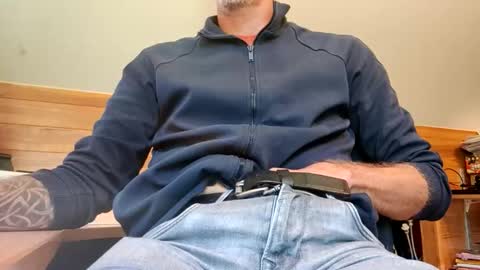 22_acacia_avenue online show from September 11, 12:05 pm