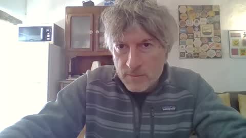 Snapshot of 22esserre chatting on December 27, 10:01 am 22esserre online show from December 27, 10:01 am