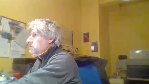Snapshot of 22esserre chatting on January 9, 4:39 pm 22esserre online show from January 9, 4:39 pm