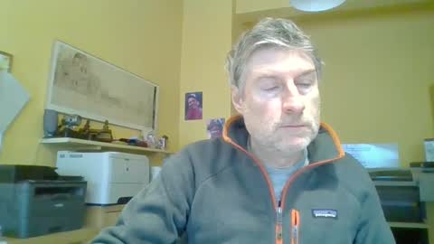 Snapshot of 22esserre chatting on February 18, 9:32 am 22esserre online show from February 18, 9:32 am