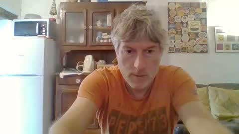 Snapshot of 22esserre chatting on October 15, 11:32 am 22esserre online show from October 15, 11:32 am