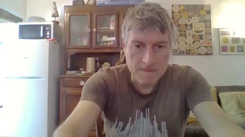 22esserre online show from March 20, 1:49 pm