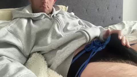 25flyboy25 online show from April 2, 5:54 pm