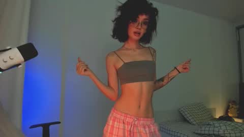 Sasha weekend from 14 to 27 November online show from November 30, 3:32 am