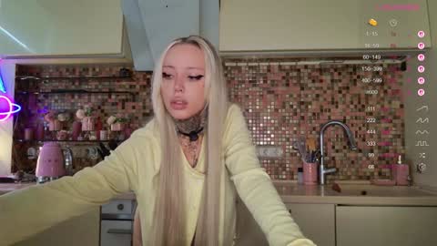 Snapshot of 2badforyou chatting on February 24, 11:08 am 30 NOV online show from February 24, 11:08 am