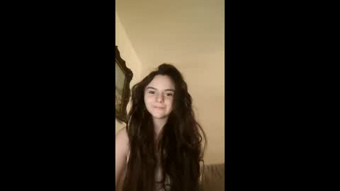 Snapshot of 2bigblueberrymuffins chatting on May 27, 9:28 am 2bigblueberrymuffins online show from May 27, 9:28 am