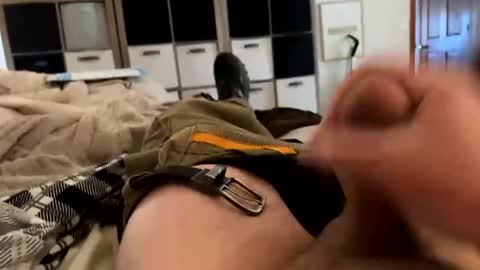 Snapshot of 2centz chatting on December 17, 4:21 pm 2centz online show from December 17, 4:21 pm