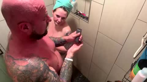 Zak and Raegan online show from October 9, 2:09 am