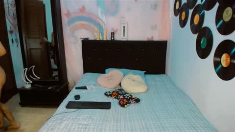 samantha sharon online show from February 8, 8:18 am