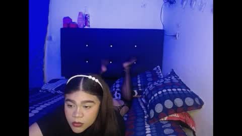 2moons_full_of_love online show from November 7, 12:10 am