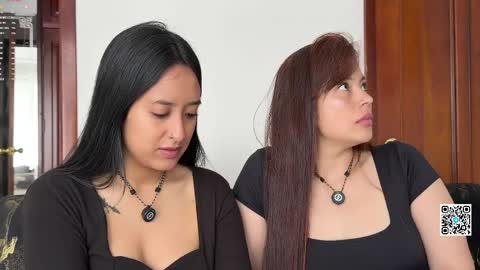 Dalilah and Tarah online show from May 19, 2:56 pm
