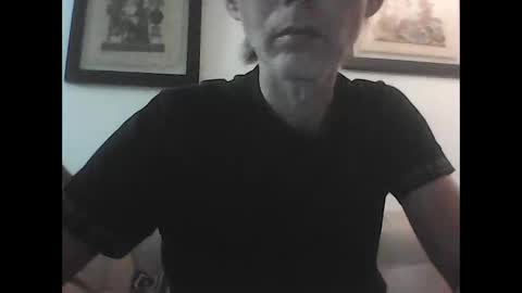 34colombiano34 online show from April 8, 6:35 am