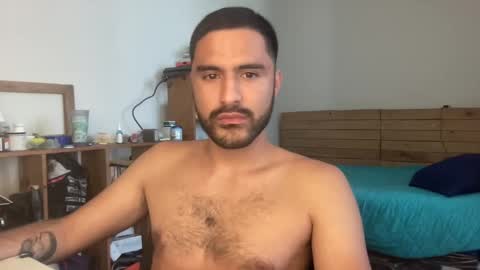 Snapshot of 3milio3milio chatting on March 1, 5:05 pm 3milio3milio online show from March 1, 5:05 pm