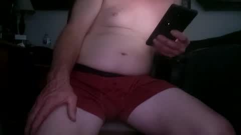 Snapshot of 3this88guy chatting on February 19, 9:58 pm Thisguy online show from February 19, 9:58 pm