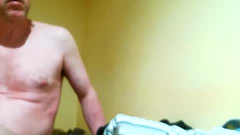 Snapshot of 41bigdick41 chatting on May 18, 5:02 am 41bigdick41 online show from May 18, 5:02 am