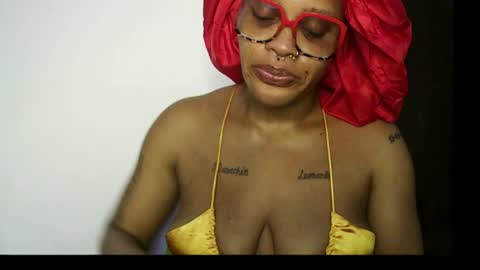 Snapshot of 420ebony_goddess chatting on July 15, 7:02 am goddess zuri online show from July 15, 7:02 am