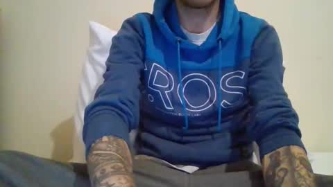 420feetloverr420 online show from September 19, 12:12 am