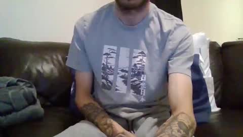 420feetloverr420 online show from October 9, 12:19 am