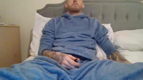 420feetloverr420 online show from March 26, 5:18 pm