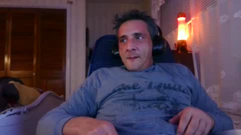 Snapshot of 420stonedranger chatting on December 20, 1:47 am 420stonedranger online show from December 20, 1:47 am