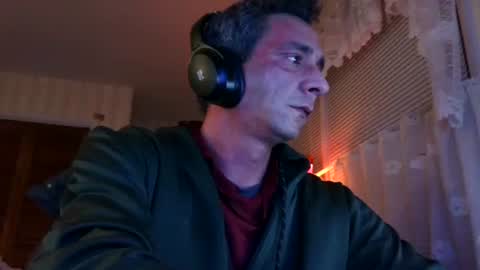 Snapshot of 420stonedranger chatting on December 29, 3:22 am 420stonedranger online show from December 29, 3:22 am