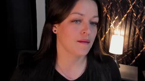 Snapshot of 4ngel_greey chatting on October 13, 9:59 pm ... .     Angel     . ... online show from October 13, 9:59 pm
