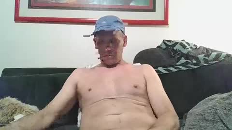 4nuf online show from December 23, 8:57 pm