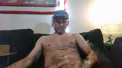 4nuf online show from December 30, 10:45 pm