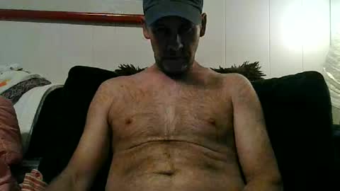 Snapshot of 4nuf chatting on April 25, 8:17 pm 4nuf online show from April 25, 8:17 pm