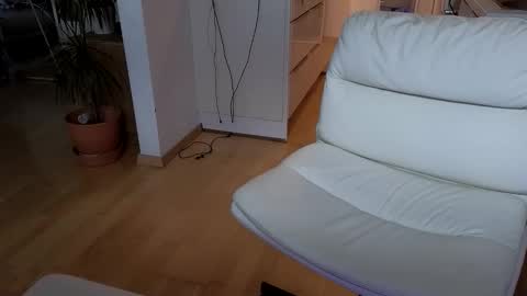 4rjun4 online show from September 17, 7:21 am