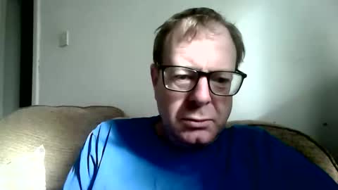 robert online show from April 4, 9:29 am