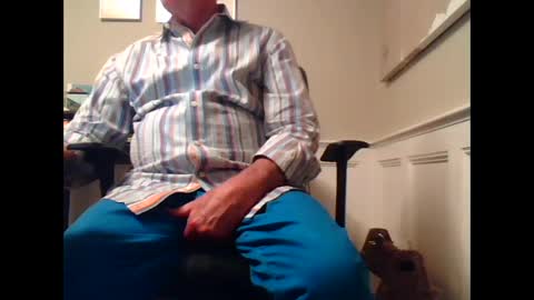 4uguys online show from September 13, 2:44 am