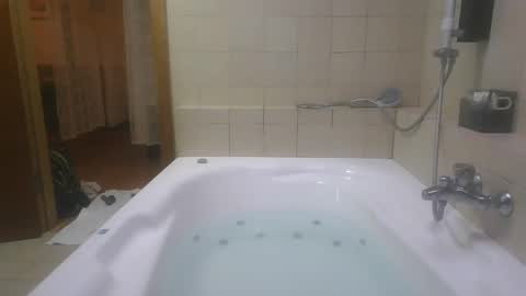 crazy101 online show from February 3, 4:57 am