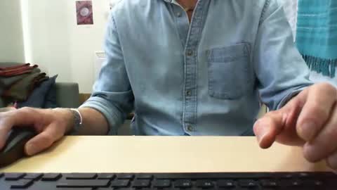 Snapshot of 555tony555 chatting on January 21, 10:41 pm 555tony555 online show from January 21, 10:41 pm