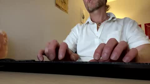 555tony555 online show from February 26, 3:49 am