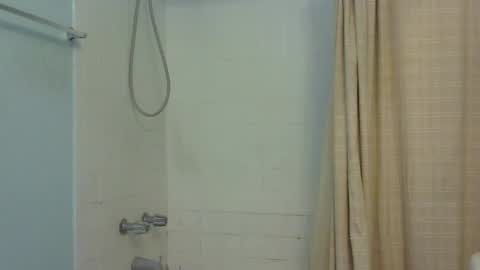 Snapshot of 5m0o74a55 chatting on October 19, 3:12 pm 5m0o74a55 online show from October 19, 3:12 pm