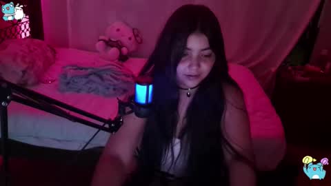 Snapshot of 5ophie chatting on February 12, 5:24 am 5ophie online show from February 12, 5:24 am