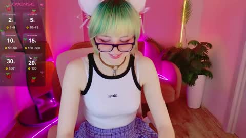 Snapshot of 666_marshmallow chatting on June 5, 10:32 am Marsi online show from June 5, 10:32 am