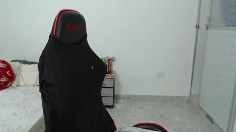 lucero online show from February 7, 8:53 pm