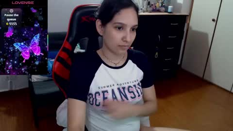 lucero online show from April 27, 8:29 pm