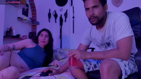 69blackwhite online show from February 28, 8:10 pm