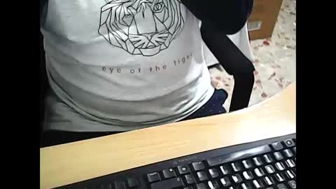 Snapshot of 69desamor chatting on May 9, 6:07 am 69desamor online show from May 9, 6:07 am